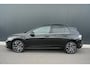 Volkswagen Golf 1.5 eHybrid Style Edition | Panoramadak | Camera | Stoelverwarming/Massage | Dodehoek |