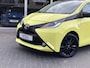 Toyota Aygo 1.0 VVT-i x-cite | Nieuwe koppeling, Lichtmetalen velgen, Parkeercamera, Bluetooth, Stuurbediening, Privacy Glass, Zwart dak, Airco