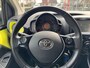 Toyota Aygo 1.0 VVT-i x-cite | Nieuwe koppeling, Lichtmetalen velgen, Parkeercamera, Bluetooth, Stuurbediening, Privacy Glass, Zwart dak, Airco