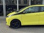 Toyota Aygo 1.0 VVT-i x-cite | Nieuwe koppeling, Lichtmetalen velgen, Parkeercamera, Bluetooth, Stuurbediening, Privacy Glass, Zwart dak, Airco