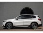 BMW X1 sDrive20i Orange Edition II panodak, sportstoelen, leder, trekhaak