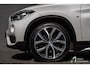 BMW X1 sDrive20i Orange Edition II panodak, sportstoelen, leder, trekhaak