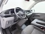 Volkswagen Transporter 2.0TDI 150PK Automaat L1H1 28 3-Persoons Euro 6 Trekhaak Navi* Apple Carplay Android Auto Airco Cruise Control Pdc Comfortline Betonplex Vloer Lat om Lat Wandbetimmering Schuifdeur 2.500KG Trekgewicht 1e Eigenaar Origineel Nederlandse Bestelbus