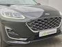 Ford Kuga 2.5 PHEV Plug-in Vignale Automaat / Fabrieksgarantie tot 04-2026 / Driver Assistance Pack / Technology Pack / Dealer Onderhouden / HUD / Apple Carplay Android Auto / Stuur-, Stoel en Achterbankverwarming / Adaptief CC / Voorruit verwarming / Elektrische achterklep /