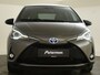 Toyota Yaris 1.5 Hybrid Bi-Tone | Camera | Navigatie | Botspreventie |