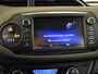Toyota Yaris 1.5 Hybrid Bi-Tone | Camera | Navigatie | Botspreventie |