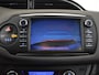 Toyota Yaris 1.5 Hybrid Bi-Tone | Camera | Navigatie | Botspreventie |