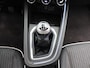 Renault Clio TCe 100 Intens | Navigatie | Climate Control | Parkeersensoren |