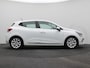 Renault Clio TCe 100 Intens | Navigatie | Climate Control | Parkeersensoren |