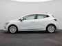 Renault Clio TCe 100 Intens | Navigatie | Climate Control | Parkeersensoren |