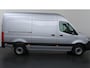 Mercedes-Benz eSprinter 314 L2 H2 PRO | 81 kWh | 100% elektrisch | 2000kg Trekhaak | 115Kw/u DC Snelladen | Smartphone integratie pakket | Carplay | Camera | Comfort bestuurdersstoel |