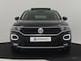 Volkswagen T-Roc 1.5 TSI Sport 150pk DSG/AUTO | Trekhaak | Panorama dak | Dodehoekdetectie  | Navigatie | Adaptief cruise control | Camera achter | Stoelverwarming | 17|"LMV"