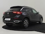 Volkswagen T-Roc 1.5 TSI Sport 150pk DSG/AUTO | Trekhaak | Panorama dak | Dodehoekdetectie  | Navigatie | Adaptief cruise control | Camera achter | Stoelverwarming | 17|"LMV"