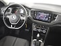 Volkswagen T-Roc 1.5 TSI Sport 150pk DSG/AUTO | Trekhaak | Panorama dak | Dodehoekdetectie  | Navigatie | Adaptief cruise control | Camera achter | Stoelverwarming | 17|"LMV"