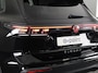 Volkswagen Tiguan 1.5 eHybrid Life 204 PK | Navigatie | Wegklapbare trekhaak | Verlengde garantie