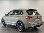 Volkswagen Tiguan 1.5 TSI ACT Highline Bns R-Line Trekhaak Unieke-Wrap Adaptive-Cruise