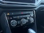 Volkswagen T-Roc 1.5 TSI Sport, Automaat, CarPlay, Camera, Cruise, Navi, PDC