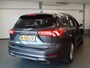 Ford Focus Wagon 1.0 EcoBoost Vignale 125pk, Full options!!, Navigatie, Achteruitrijcamera, Clima controle, Cruise controle, Trekhaak wegklapbaar,  Led/Xenon verlichting, Pdc V/A, Parkeer assistent, Lederen bekleding, Stoel verwarming,  Bovag afleverpakket 695,-