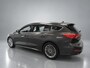 Ford Focus Wagon 1.0 EcoBoost Vignale 125pk, Full options!!, Navigatie, Achteruitrijcamera, Clima controle, Cruise controle, Trekhaak wegklapbaar, Led/Xenon verlichting, Pdc V/A, Parkeer assistent, Lederen bekleding, Stoel verwarming, Bovag afleverpakket 695,-