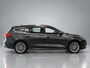 Ford Focus Wagon 1.0 EcoBoost Vignale 125pk, Full options!!, Navigatie, Achteruitrijcamera, Clima controle, Cruise controle, Trekhaak wegklapbaar, Led/Xenon verlichting, Pdc V/A, Parkeer assistent, Lederen bekleding, Stoel verwarming, Bovag afleverpakket 695,-
