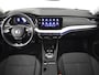 Skoda Octavia Combi Style iV 204pk | Navigatie via app connect | Dodehoekdetectie | Stuur+stoelverwarming | Cruise control | Led koplampen | Privacy glass | 18"LMV