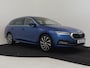 Skoda Octavia Combi Style iV 204pk | Navigatie via app connect | Dodehoekdetectie | Stuur+stoelverwarming | Cruise control | Led koplampen | Privacy glass | 18"LMV