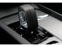 Volvo XC60 2.0 T6 Plug-in hybrid AWD Plus Bright Luchtvering | Verwarmde voorstoelen & Stuurwiel | Adaptieve Cruise Control | BLIS Doedehoekdetectie | Trekhaak semi elektrisch inklapbaar