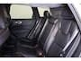 Volvo XC60 T6 Recharge AWD Essential Black Edition - Fiscale waarde € 63.575,-  - IntelliSafe Assist & Surround - Parkeercamera achter - Verwarmde voorstoelen, stuur & achterbank - Parkeersensoren achter - Draadloze tel. lader - Extra getint glas - Elektr. inklapbare trekhaak - 21' Wielen -