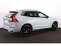 Volvo XC60 T6 Recharge AWD Essential Black Edition - Fiscale waarde € 63.575,-  - IntelliSafe Assist & Surround - Parkeercamera achter - Verwarmde voorstoelen, stuur & achterbank - Parkeersensoren achter - Draadloze tel. lader - Extra getint glas - Elektr. inklapbare trekhaak - 21' Wielen -