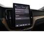 Volvo XC60 T8 Plug-in hybrid Ultra Dark | Luchtvering | Head-Up | 360° Camera | Trekhaak | ACC | harman/kardon