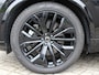 Volvo XC90 2.0 T8 Plug-in hybrid AWD Ultra Dark Black Edition / Luchtvering / Panoramadak / 21" velgen / Privacy Glass / MY26