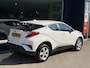 Toyota C-HR 1.2 Turbo Comfort | Afneembare Trekhaak 1300KG | Dealer Onderhouden | Cruise Control | Airco | Lichtmetaal |  Hoge zitpositie