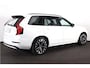 Volvo XC90 T8 Recharge AWD Ultra Dark - Luchtvering - Panorama/schuifdak - IntelliSafe Assist & Surround - 360º Camera - Bowers & Wilkins audio - Adaptieve LED koplampen - Verwarmde voorstoelen, stuur & achterbank - Parkeersensoren voor & achter - Elektr. bedienb. voorstoelen met geheugen - Geventileerde voorstoelen - Head up display - Draadloze tel. lader - Extra getint glas - Elektr. inklapbare trekhaak - 21' LMV
