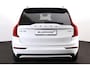 Volvo XC90 T8 Recharge AWD Ultra Dark - Luchtvering - Panorama/schuifdak - IntelliSafe Assist & Surround - 360º Camera - Bowers & Wilkins audio - Adaptieve LED koplampen - Verwarmde voorstoelen, stuur & achterbank - Parkeersensoren voor & achter - Elektr. bedienb. voorstoelen met geheugen - Geventileerde voorstoelen - Head up display - Draadloze tel. lader - Extra getint glas - Elektr. inklapbare trekhaak - 21' LMV
