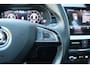 Skoda Scala 116PK TSI Automaat Business Ed. Matrix-LED/Trekhaak/Pano-dak/Stoelverwarming/Navigatie