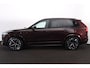 Volvo XC90 T8 Recharge AWD Ultra Dark - Luchtvering - Panorama/schuifdak - IntelliSafe Assist & Surround - 360º Camera - Bowers & Wilkins audio - Adaptieve LED koplampen - Verwarmde voorstoelen, stuur & achterbank - Parkeersensoren voor & achter - Elektr. bedienb. voorstoelen met geheugen - Geventileerde voorstoelen - Head up display - Draadloze tel. lader - Extra getint glas - Elektr. inklapbare trekhaak - 21' LMV