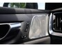 Volvo V60 2.0 T6 Recharge AWD R-Design | Plug-in Hybrid (PHEV) | Long Range SOH 97% | Trekhaak | Bowers Wilkins audio | Panoramadak | 360 Graden Camera | Adaptive cruise control | Stoel- en stuurverwarming | Elektrische stoelverstelling | Gelamineerde zijruiten | LED koplampen Adaptief | Lederen dashboard | Navigatie | Apple Carplay / Android Auto |