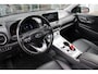 Hyundai Kona Electric EV Premium 64 kWh | Audio installatie premium | Cruise control adaptief met Stop&Go | Stoel ventilatie voor