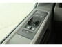 Volkswagen Transporter 2.0 TDI L2H1 | Airco | Cruise | Carplay | 3 Zits | Trekhaak | Parkeersens. | Stoelverw.