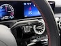 Mercedes-Benz A-klasse 250 e AMG Line | Panorama - Schuifdak | Trekhaak Wegklapbaar | Verwarmd Stuurwiel | Smartphone Integratie | Dodehoekl Assistent | Night Pakket | Klasse 3 Alarm