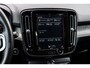 Volvo XC40 1.5 T3 Inscription | Trekhaak | Stoelverwarming | Lederen bekleding | Parkeercamera | Parkeersensoren voor + achter | Cruise Control | Volvo On Call |