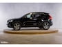 Volvo XC40 2.0 T4 R-Design | Panorama dak | Adaptieve cruise | Memory | Harman Kardon |