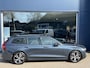 Volvo V60 2.0 B3 163 PK R-Design Automaat | Zeer nette en complete auto | Glazen Schuif-Kantel Panoramadak | Full LED Verlichting |  Luxe Lederen bekleding | Elektrische Stoelverstelling | Navigatie | Camera | Parkeersensoren V+A | Adaptive Cruise Control | 18" Lichtematelen Velgen | All Season Banden |