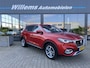 MG EHS 1.5 TGDI Luxury Panoramadak , Adaptive Cruise Control, Trekhaak