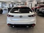 Mazda 3 HB 2.5 e-SkyActiv-G M Hybrid 140 Homura , Demovoordeel € 5.094,-, Automaat, Navi, Adap.Cruise, Clima, Apple Carplay, Camera, PDC, HUD, Stoelverwarming, 18" LMV