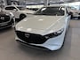 Mazda 3 HB 2.5 e-SkyActiv-G M Hybrid 140 Homura , Demovoordeel € 5.094,-, Automaat, Navi, Adap.Cruise, Clima, Apple Carplay, Camera, PDC, HUD, Stoelverwarming, 18" LMV