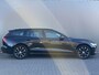 Volvo V60 BWJ 2022 2.0 B4 200 PK Momentum AUTOMAAT | TREKHAAK | STOEL + STUURVERW. | FULL LED | CAMERA | ADAPTIVE CRUISE | CARPLAY + ANDROID | NAVI | CLIMA | LMV | PDC