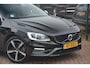 Volvo V60 2.0 D4 Business Sport | Navigatie | Sportstoelen | Stoelverwarming | Camera | Stand-kachel | NL auto!! |