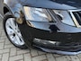 Skoda Octavia Combi 1.0 TSI/ Automaat/carplay/Navi/cruise/Airco/parkesensoren