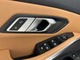 BMW 3-Serie Touring 330e xDrive | Cognac bekleding | Panoramadak | Head-up-D